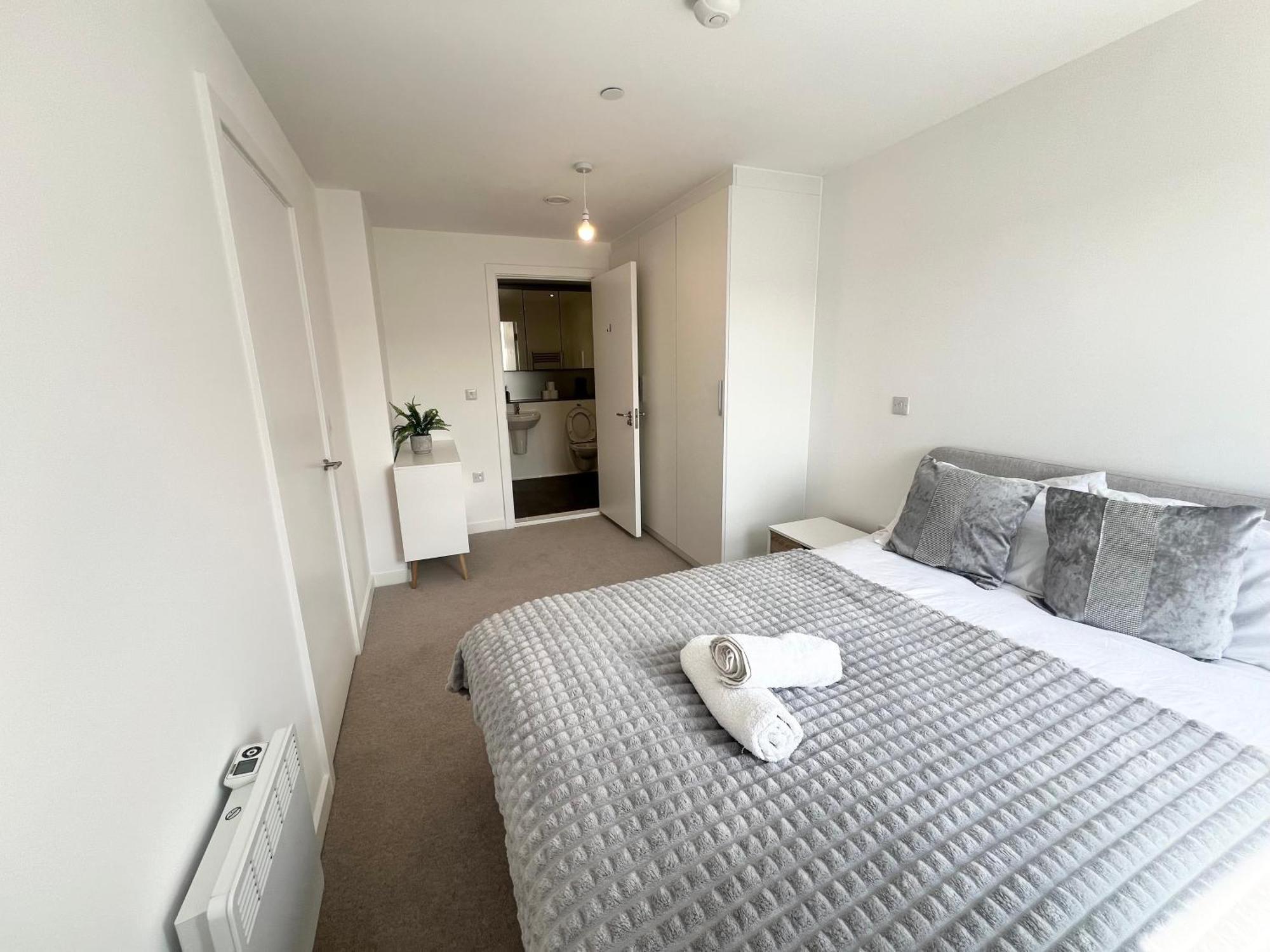 Lovely 2 Bedroom Apartment Manchester Esterno foto