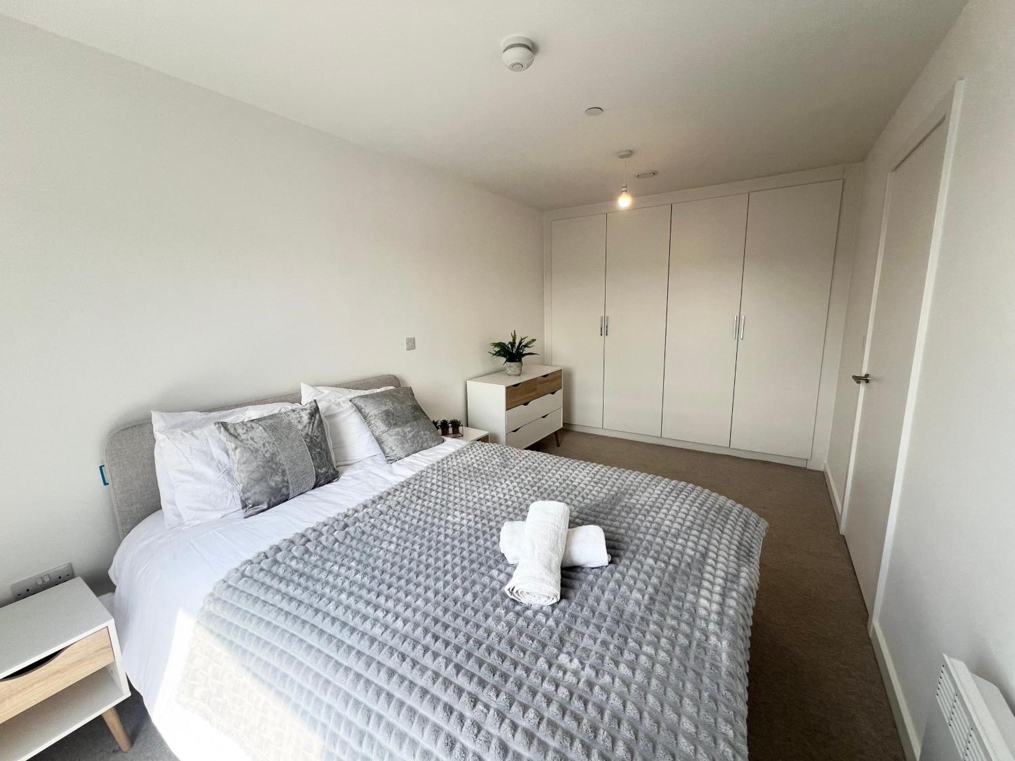 Lovely 2 Bedroom Apartment Manchester Esterno foto